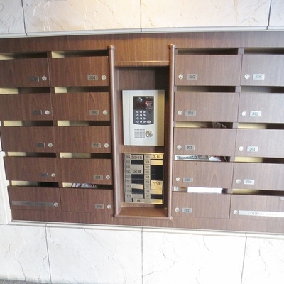 
						共用施設