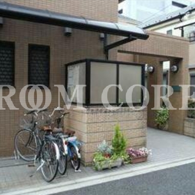 
						共用施設