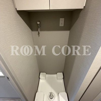 
						洗濯機置場