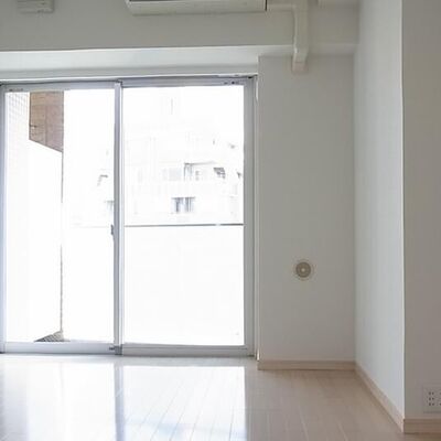 
						室内2