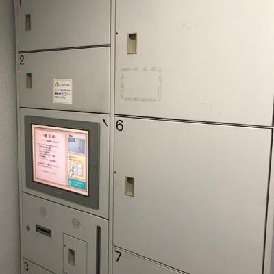
						宅配ボックス