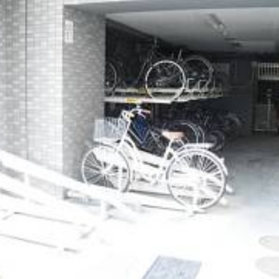 
						自転車置場