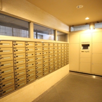 
						共用施設