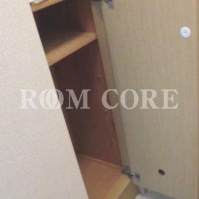 
						シューズボックス