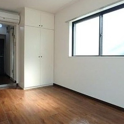 
						部屋