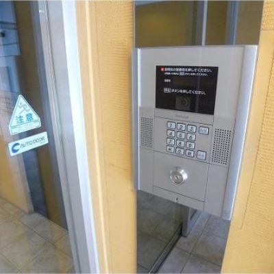 
						オートロック