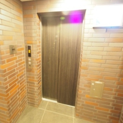 
						共用施設