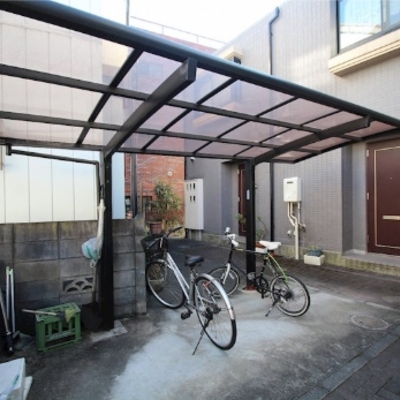 
						共用施設