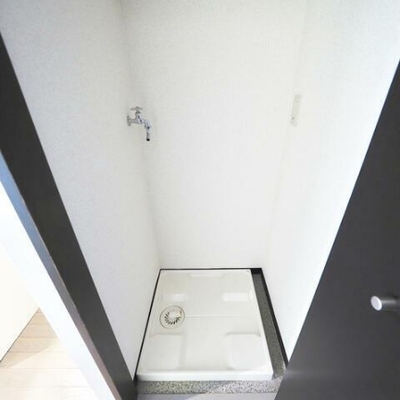 
						室内洗濯機置場