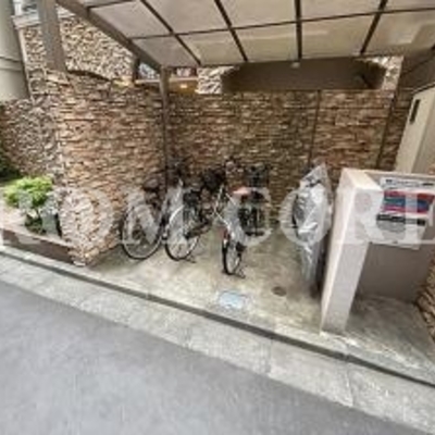 
						共用施設