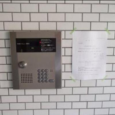 
						オートロック
