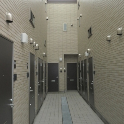 
						共用施設