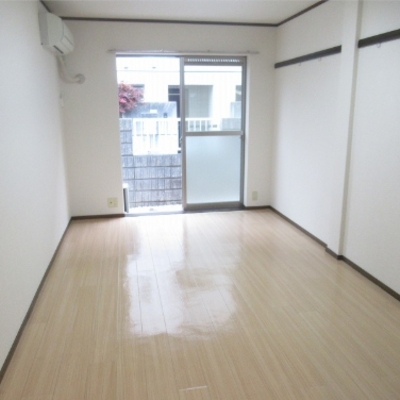 
						部屋