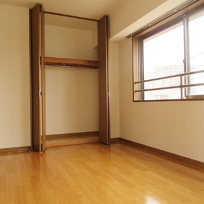 
						部屋