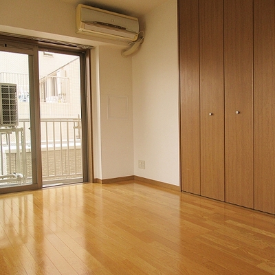 
						部屋