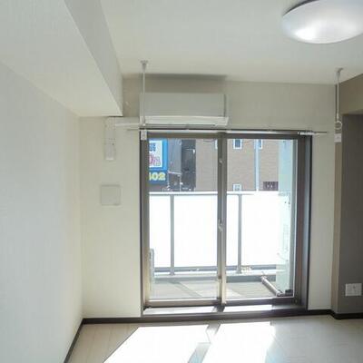 
						部屋