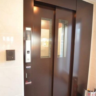 
						共用施設