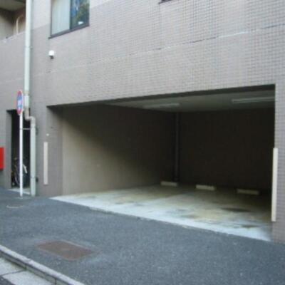 
						共用施設