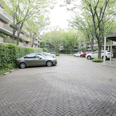 
						共用施設