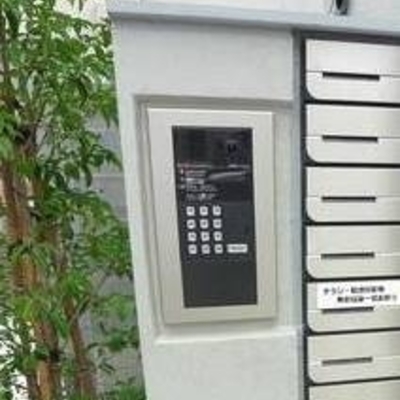 
						共用施設