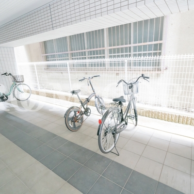
						共用施設
