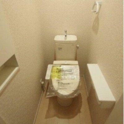 
						トイレ