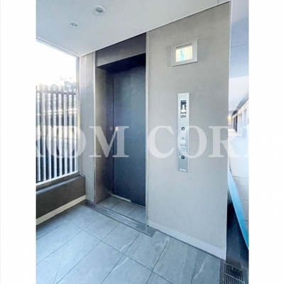 
						共用施設