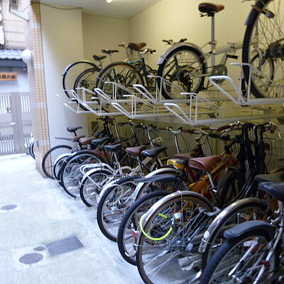 
						共用施設