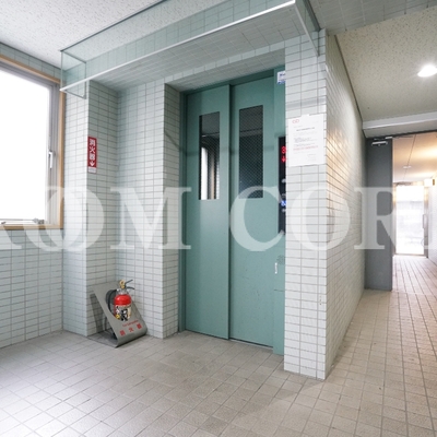 
						共用施設