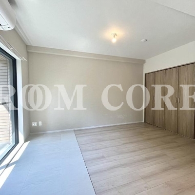 
						洋室