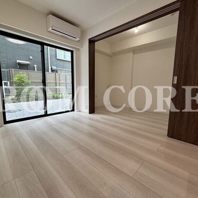 
						洋室