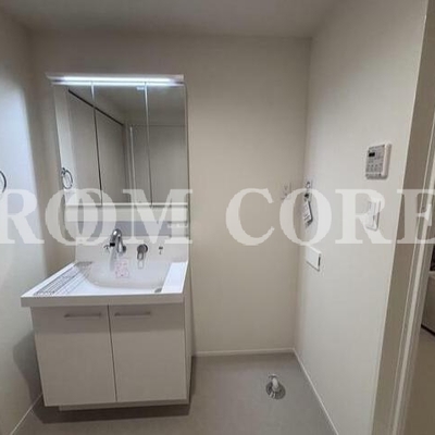 
						洗面所