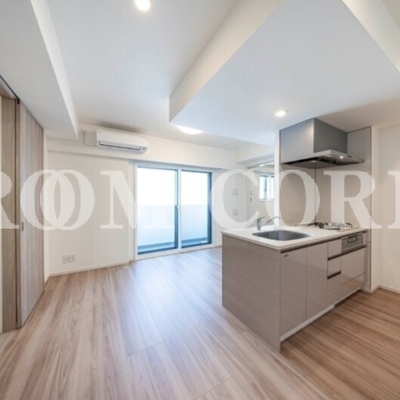 
						リビング