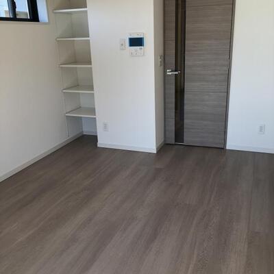 
						部屋