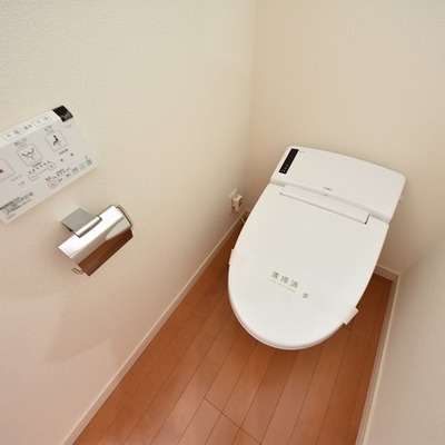 
						トイレ