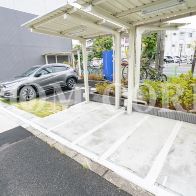 
						共用施設