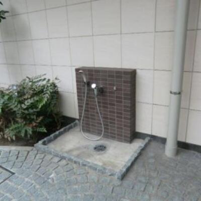 
						共用施設
