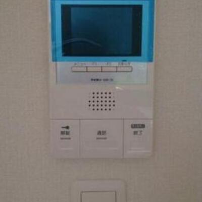 
						モニター