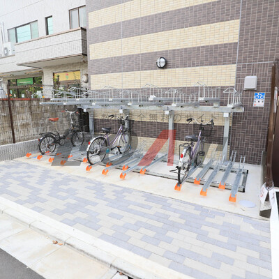 
						共用施設