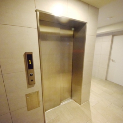 
						共用施設
