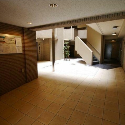 
						共用施設