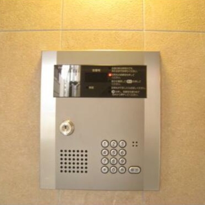 
						共用施設