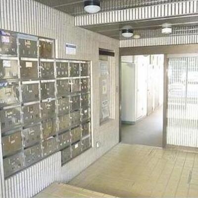
						共用施設
