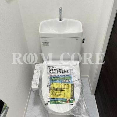 
						トイレ