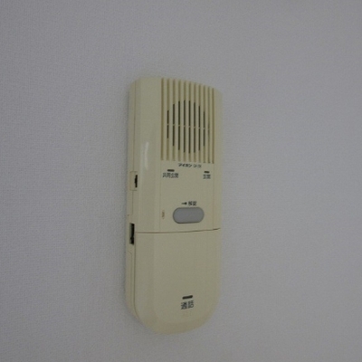 
						インターフォン