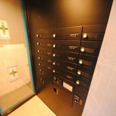 
						共用施設