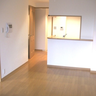 
						LDK
