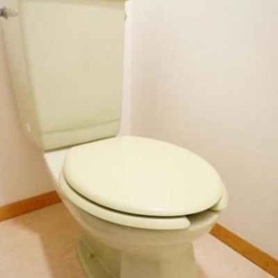 
						トイレ