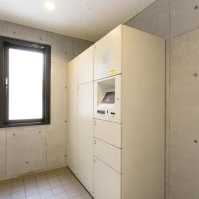 
						宅配BOX