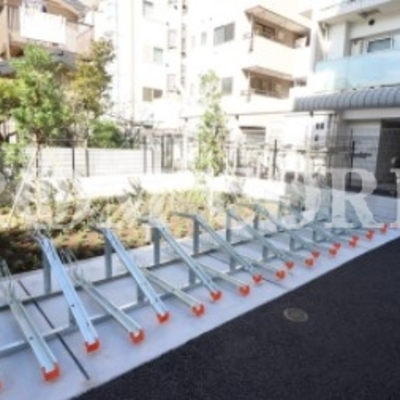 
						共用施設